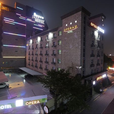 Opera 21 Hotel Jeonju Zewnętrze zdjęcie