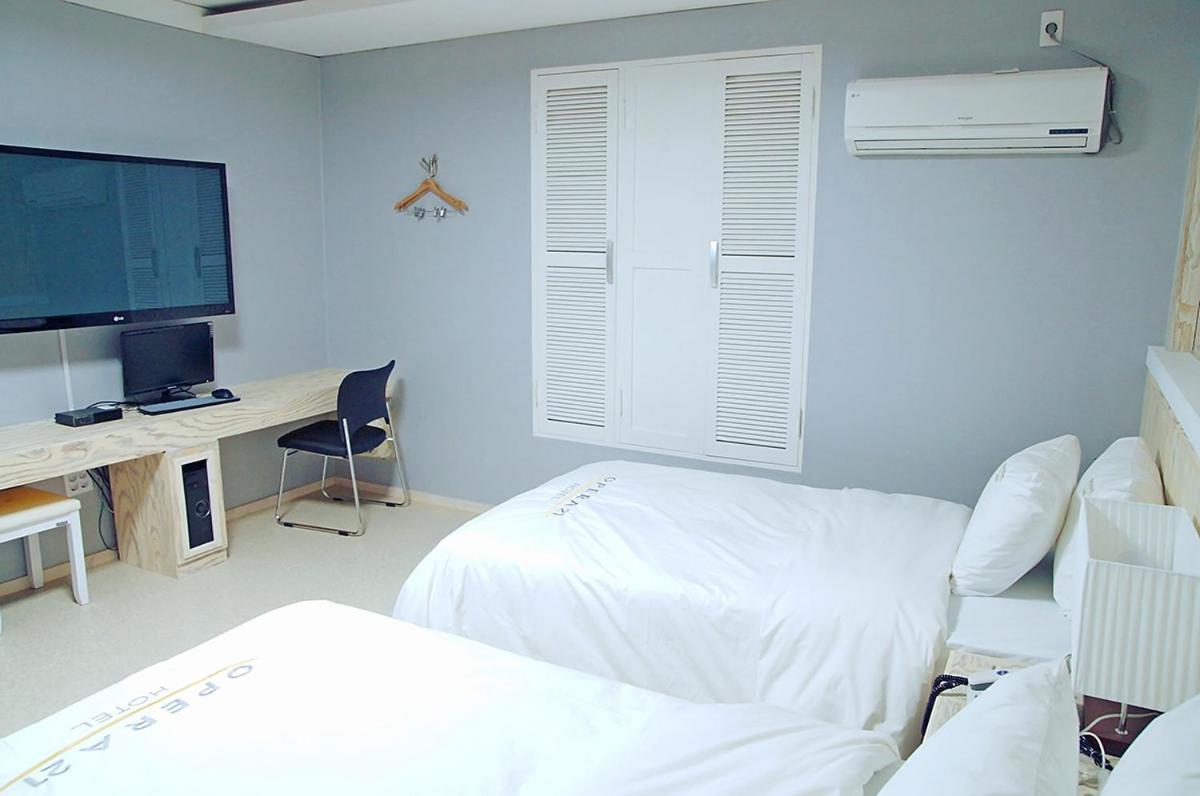 Opera 21 Hotel Jeonju Zewnętrze zdjęcie