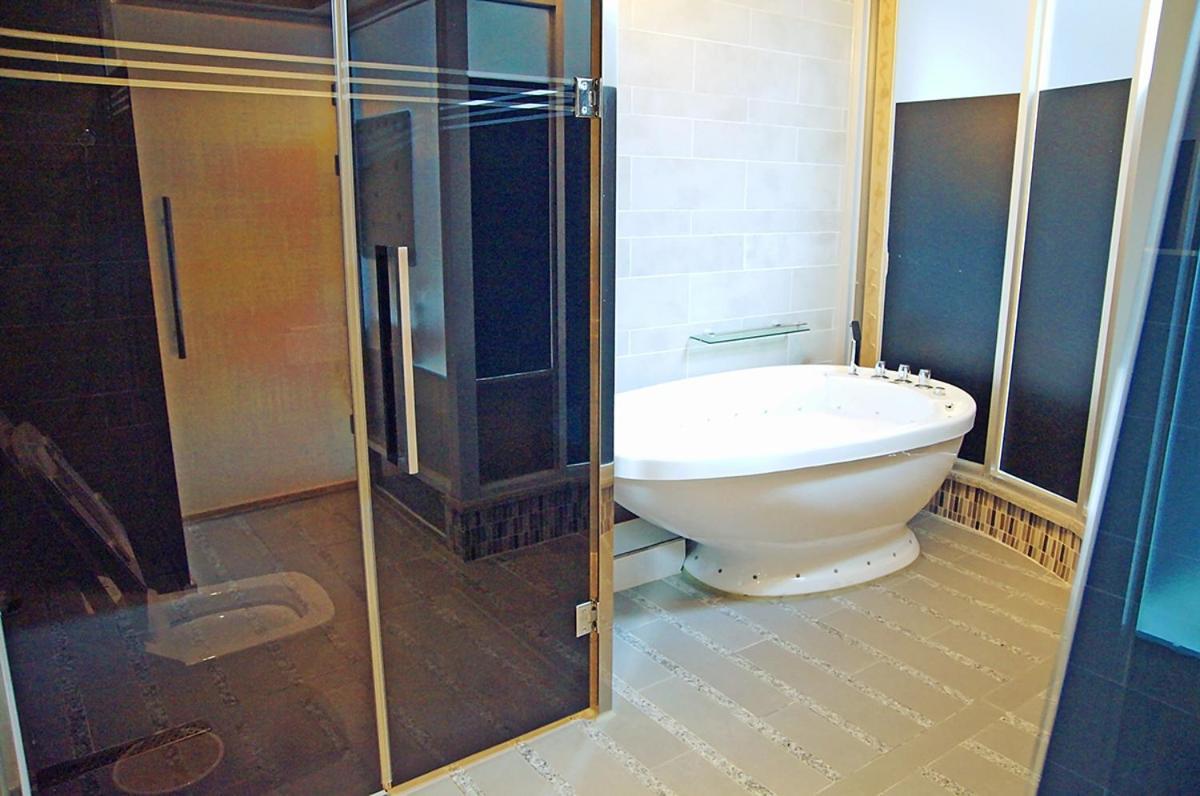 Opera 21 Hotel Jeonju Zewnętrze zdjęcie