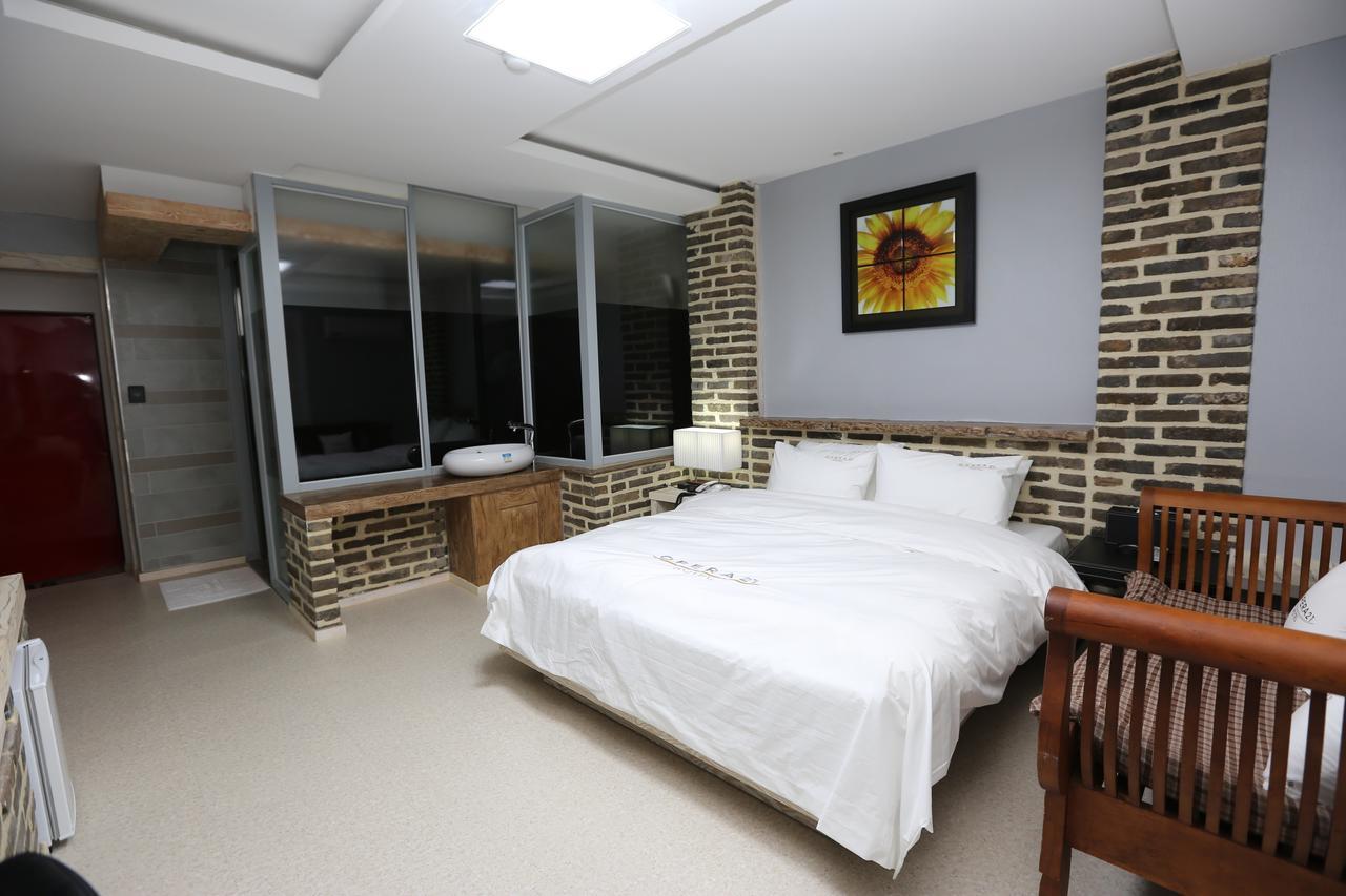Opera 21 Hotel Jeonju Zewnętrze zdjęcie
